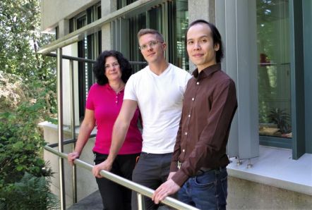 Jenny Dales und zwei Lernende